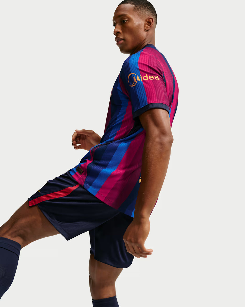 FC Barcelona 2026/27 Match – Home